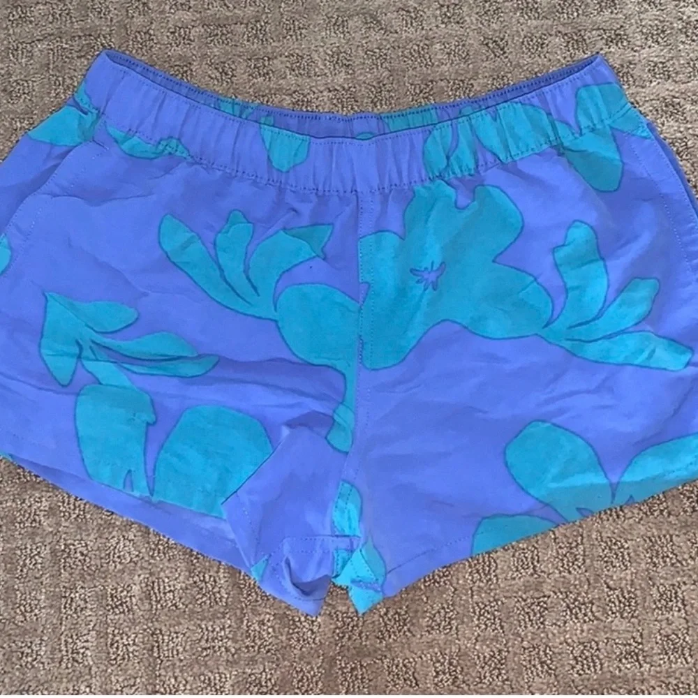 Patagonia Blue and Teal Floral Women's Athletic Shorts - Picture 1 of 4